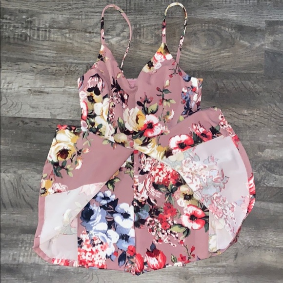 💖 Gorgeous floral romper - Picture 4 of 4